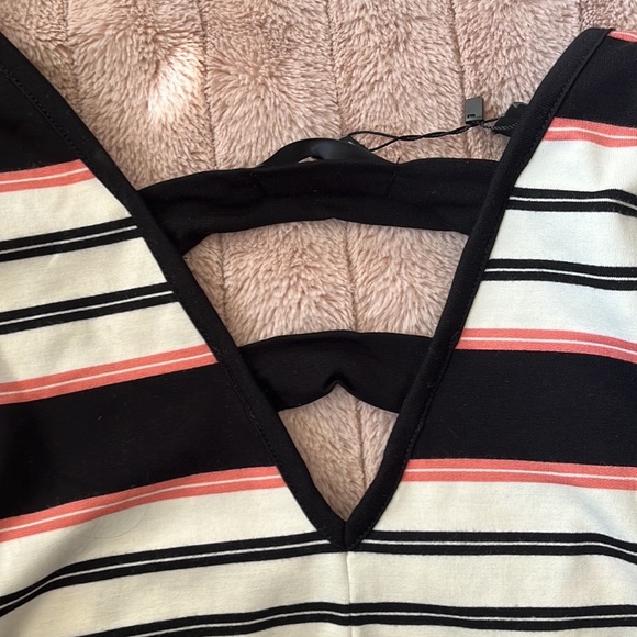 🆕 Dynamite striped back cut-out maxi dress - size large - Picture 6 of 11